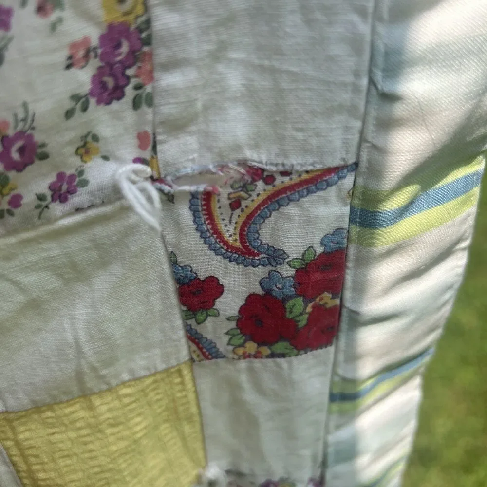 Twin patchwork quilt vintage 84 1/2X 75” squares, Striped Back